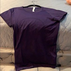 size 8 lululemon swiftly tech workout top